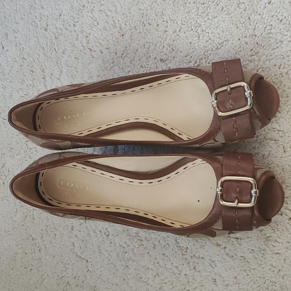 Coach Logo Andi Wedges - Picture 2 of 8